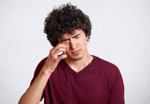 lentes de contato causando irritação curitiba oftalmologista especialista cirurgias refrativas