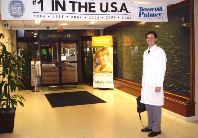 dr-artur-schmitt-ceratocone-bascom-palmer-eye-institute