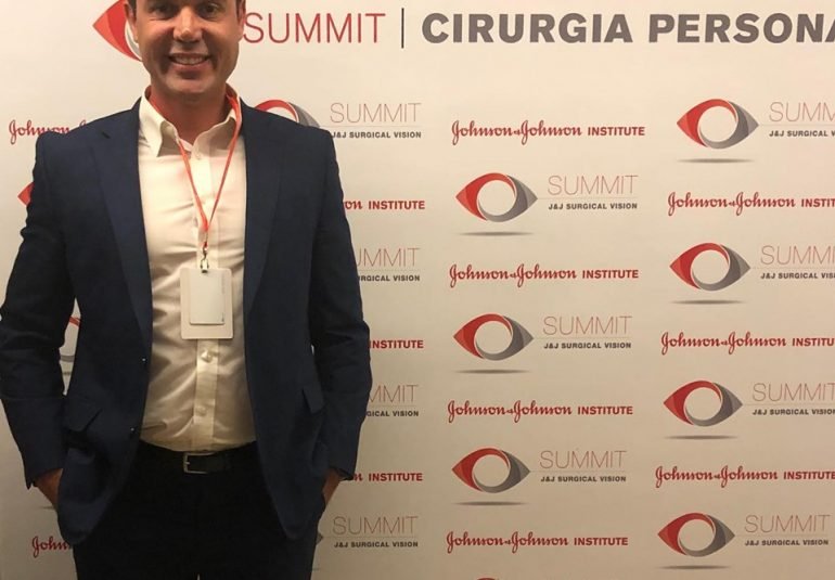 dr-artur-schmitt-especialista-em-catarata-curitiba