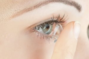Onde comprar lentes de contato em Curitiba
